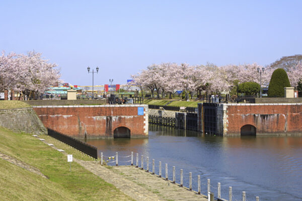 横利根閘門